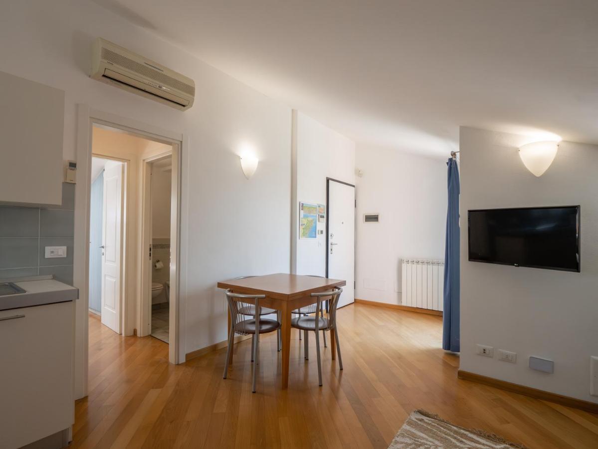 Appartamento Mimosa "A Casa Felice" Pietra Ligure Exterior photo